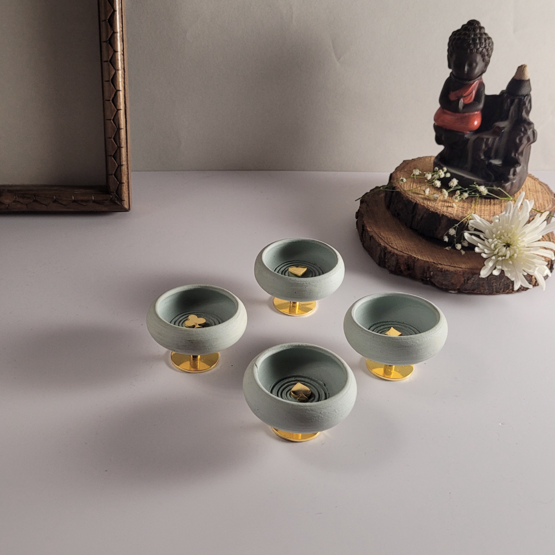 Tea light candle stand small (set of 4)