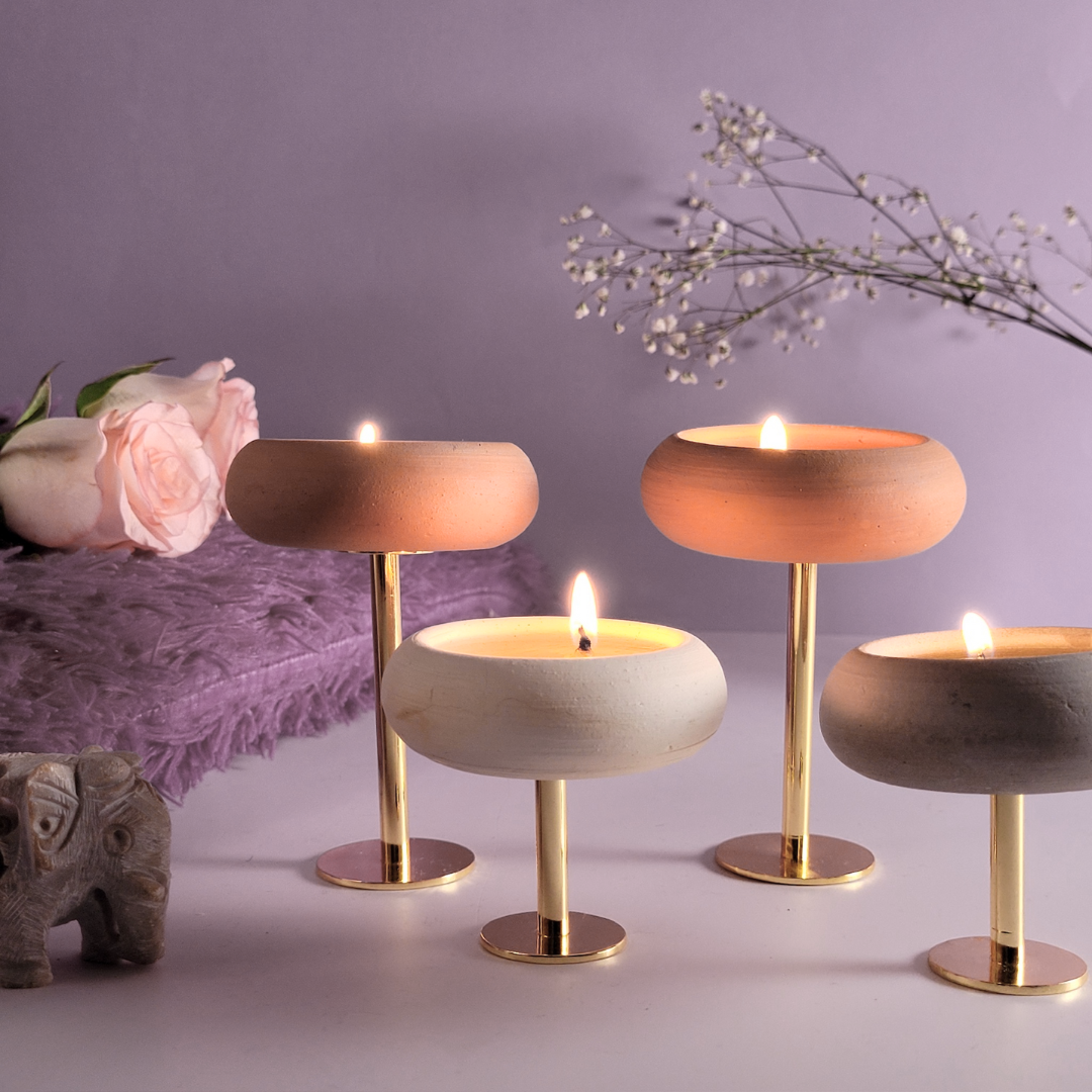 Tea light candle stand ( set of 4)