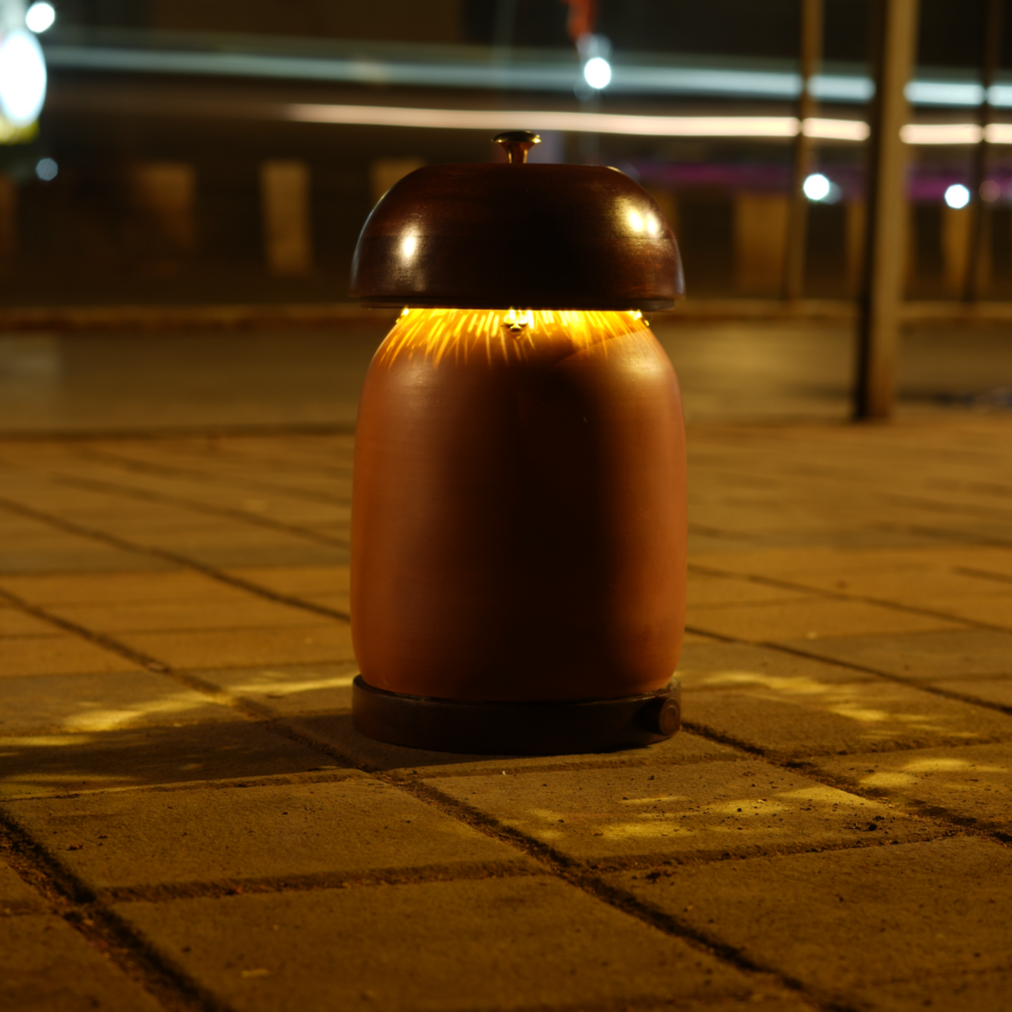 Moonlight Shadow Table Lamp